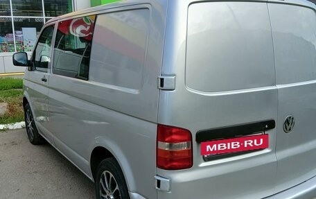 Volkswagen Transporter T5 рестайлинг, 2009 год, 1 500 000 рублей, 3 фотография