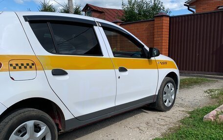 Renault Sandero II рестайлинг, 2014 год, 520 000 рублей, 2 фотография