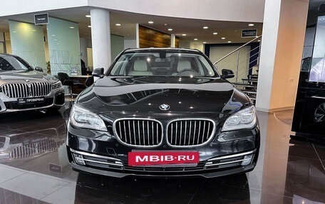 BMW 7 серия, 2012 год, 2 373 000 рублей, 2 фотография