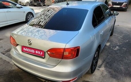 Volkswagen Jetta VI, 2014 год, 1 250 000 рублей, 2 фотография