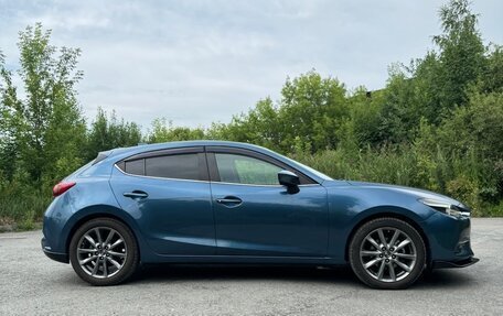 Mazda Axela, 2018 год, 1 570 000 рублей, 4 фотография