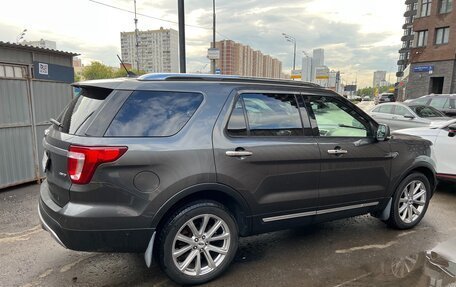 Ford Explorer VI, 2017 год, 2 600 000 рублей, 3 фотография