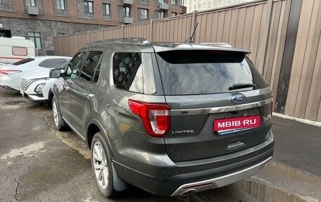 Ford Explorer VI, 2017 год, 2 600 000 рублей, 4 фотография