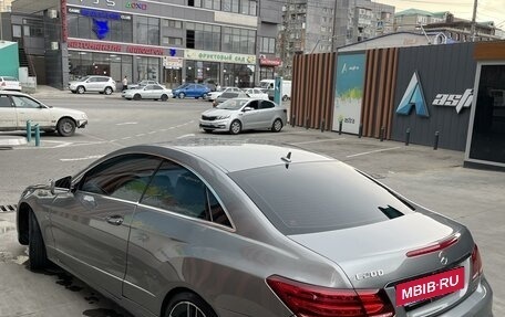 Mercedes-Benz E-Класс, 2011 год, 1 700 000 рублей, 2 фотография