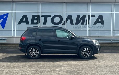 Volkswagen Tiguan I, 2012 год, 951 000 рублей, 2 фотография