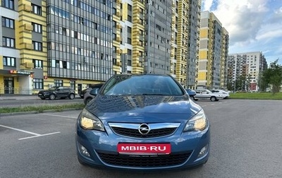 Opel Astra J, 2013 год, 1 050 000 рублей, 1 фотография