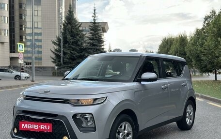 KIA Soul III, 2019 год, 1 990 000 рублей, 2 фотография