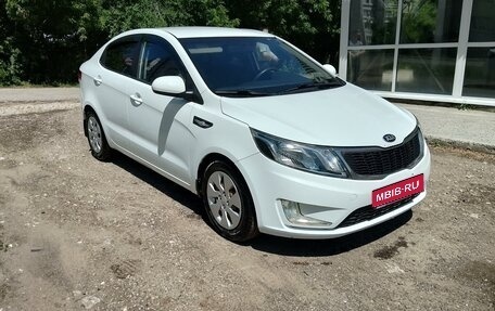 KIA Rio III рестайлинг, 2015 год, 875 000 рублей, 1 фотография