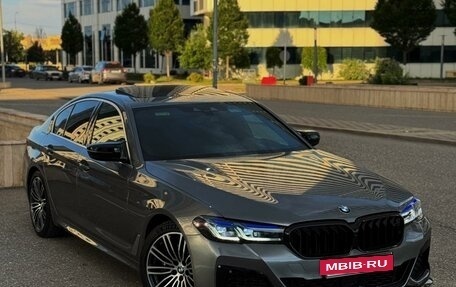 BMW 5 серия, 2020 год, 5 300 000 рублей, 2 фотография