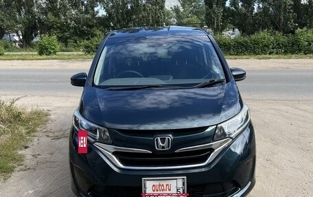 Honda Freed II, 2018 год, 1 700 000 рублей, 2 фотография