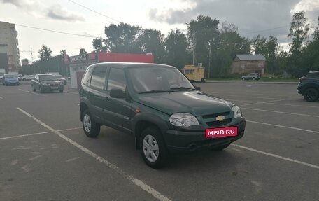 Chevrolet Niva I рестайлинг, 2010 год, 450 000 рублей, 3 фотография