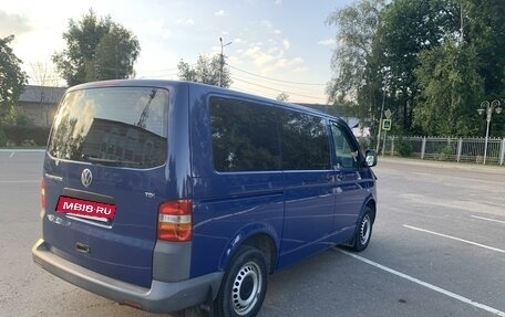 Volkswagen Transporter T5 рестайлинг, 2008 год, 1 620 000 рублей, 2 фотография