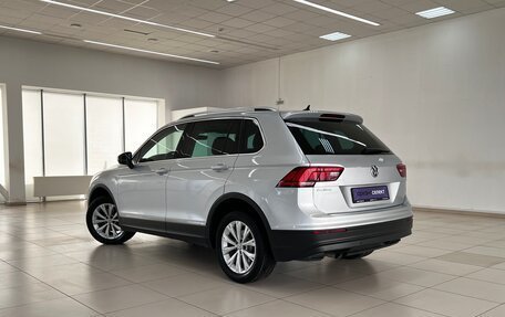 Volkswagen Tiguan II, 2018 год, 2 535 000 рублей, 4 фотография