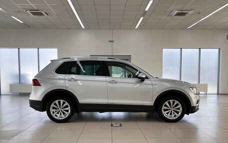 Volkswagen Tiguan II, 2018 год, 2 535 000 рублей, 8 фотография