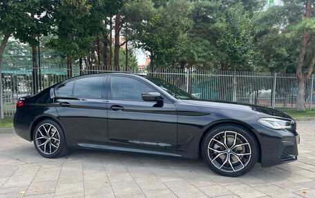 BMW 5 серия, 2021 год, 4 000 000 рублей, 2 фотография