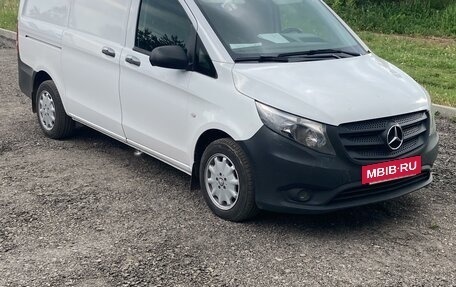 Mercedes-Benz Vito, 2015 год, 2 600 000 рублей, 1 фотография