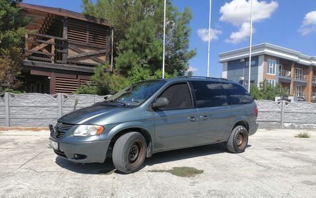 Dodge Caravan IV, 2004 год, 590 000 рублей, 2 фотография