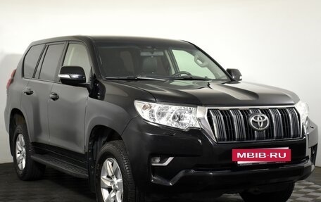 Toyota Land Cruiser Prado 150 рестайлинг 2, 2018 год, 4 270 000 рублей, 2 фотография