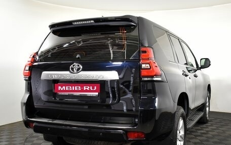 Toyota Land Cruiser Prado 150 рестайлинг 2, 2018 год, 4 270 000 рублей, 5 фотография