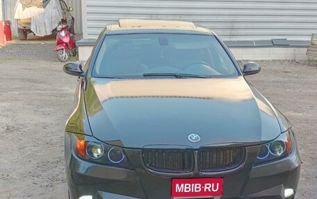 BMW 3 серия, 2006 год, 800 000 рублей, 1 фотография