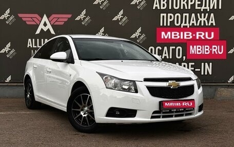 Chevrolet Cruze II, 2012 год, 985 000 рублей, 1 фотография