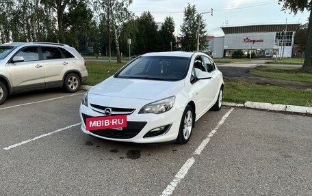 Opel Astra J, 2013 год, 820 000 рублей, 3 фотография