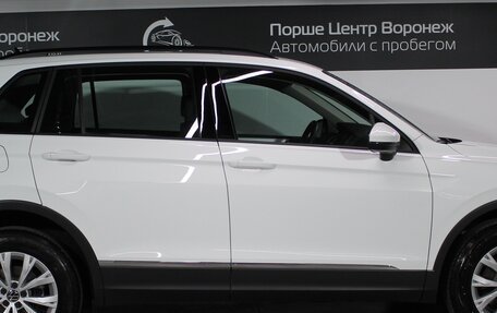 Volkswagen Tiguan II, 2022 год, 3 800 000 рублей, 4 фотография