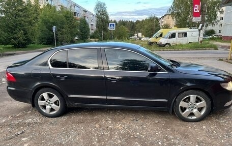 Skoda Superb III рестайлинг, 2010 год, 910 000 рублей, 2 фотография