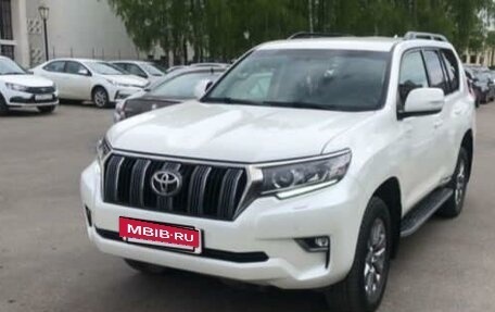 Toyota Land Cruiser Prado 150 рестайлинг 2, 2019 год, 6 100 000 рублей, 1 фотография