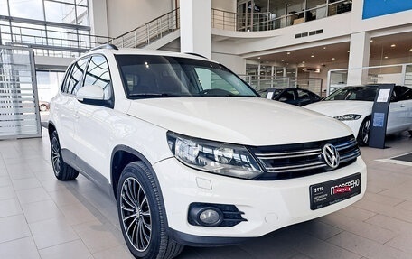 Volkswagen Tiguan I, 2012 год, 1 379 000 рублей, 2 фотография