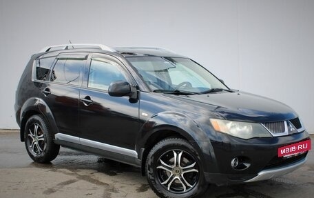 Mitsubishi Outlander III рестайлинг 3, 2007 год, 920 000 рублей, 2 фотография