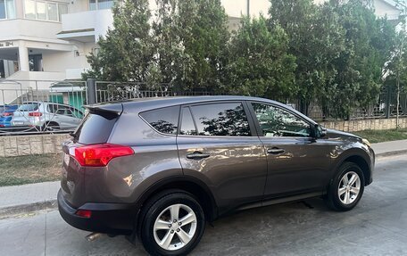 Toyota RAV4, 2013 год, 1 800 000 рублей, 4 фотография