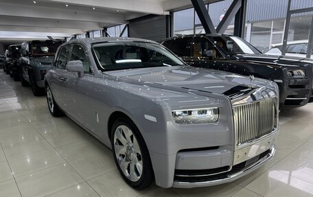 Rolls-Royce Phantom VIII, 2023 год, 84 990 000 рублей, 2 фотография