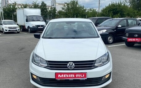 Volkswagen Polo VI (EU Market), 2019 год, 1 240 000 рублей, 2 фотография