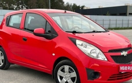 Chevrolet Spark III, 2013 год, 759 000 рублей, 2 фотография