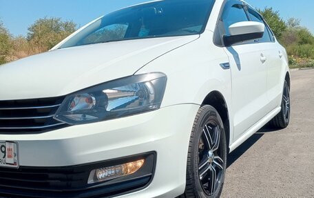 Volkswagen Polo VI (EU Market), 2017 год, 1 150 000 рублей, 2 фотография