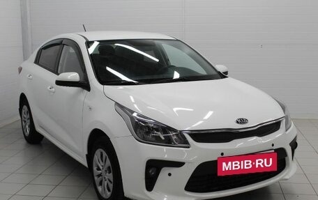 KIA Rio IV, 2018 год, 1 400 000 рублей, 2 фотография