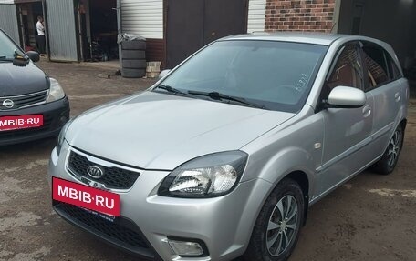 KIA Rio II, 2010 год, 525 000 рублей, 2 фотография