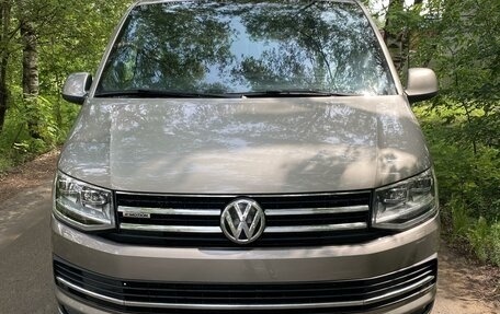 Volkswagen Caravelle T6 рестайлинг, 2019 год, 4 980 000 рублей, 2 фотография