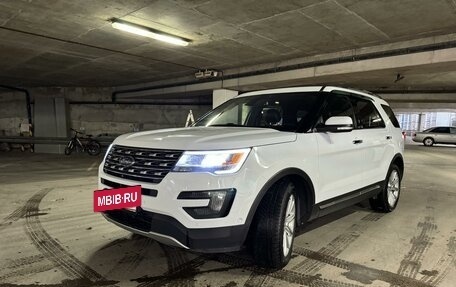 Ford Explorer VI, 2015 год, 2 690 000 рублей, 2 фотография