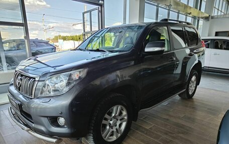 Toyota Land Cruiser Prado 150 рестайлинг 2, 2012 год, 2 719 000 рублей, 2 фотография