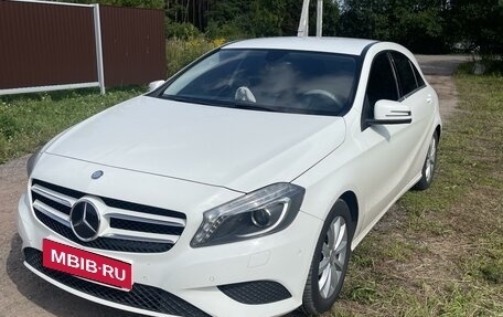 Mercedes-Benz A-Класс, 2013 год, 1 400 000 рублей, 1 фотография