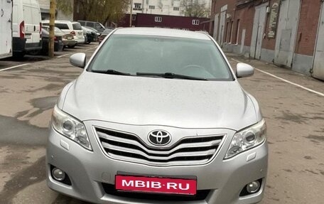 Toyota Camry, 2009 год, 900 000 рублей, 1 фотография