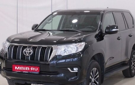 Toyota Land Cruiser Prado 150 рестайлинг 2, 2019 год, 4 950 000 рублей, 3 фотография