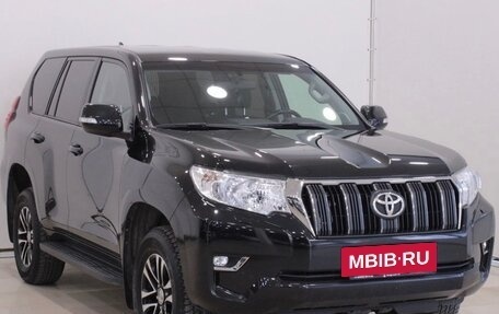 Toyota Land Cruiser Prado 150 рестайлинг 2, 2019 год, 4 950 000 рублей, 2 фотография