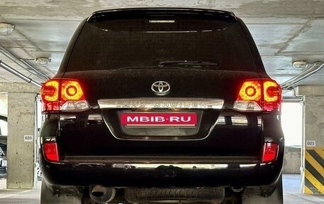 Toyota Land Cruiser 200, 2014 год, 5 300 000 рублей, 7 фотография