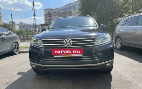 Volkswagen Touareg III, 2015 год, 2 840 000 рублей, 2 фотография