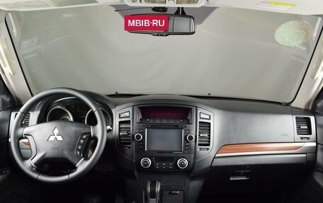 Mitsubishi Pajero IV, 2007 год, 1 545 999 рублей, 8 фотография