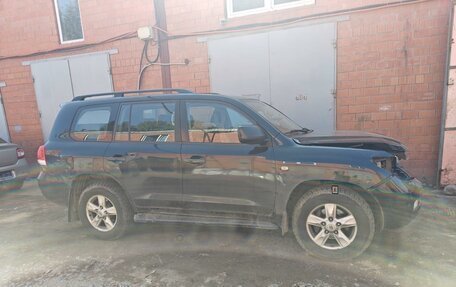 Toyota Land Cruiser 200, 2010 год, 2 299 999 рублей, 3 фотография