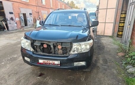 Toyota Land Cruiser 200, 2010 год, 2 299 999 рублей, 2 фотография